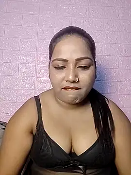 hornypriya696 online show from 10/18/25, 06:10