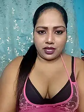 hornypriya696 online show from 11/17/25, 04:44