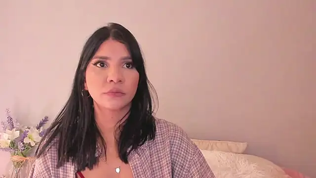 Laura-angeel online show from 01/31/26, 08:29