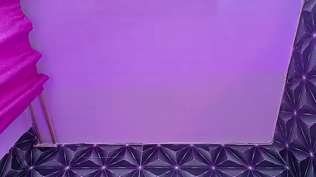Megan Luxe online show from 10/01/25, 04:28
