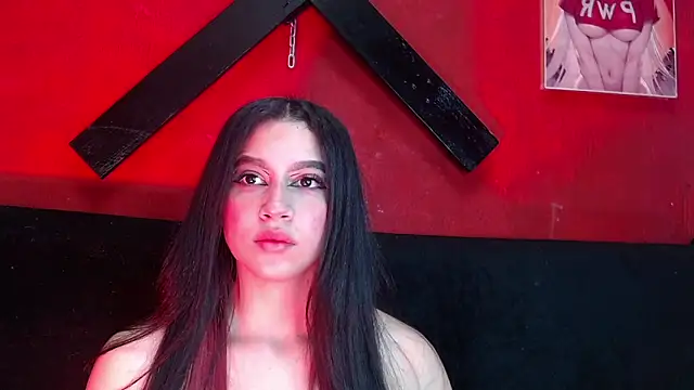 Megan Luxe online show from 11/21/25, 12:09