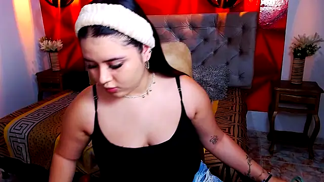 IsabellaaSweet online show from 10/16/25, 06:49