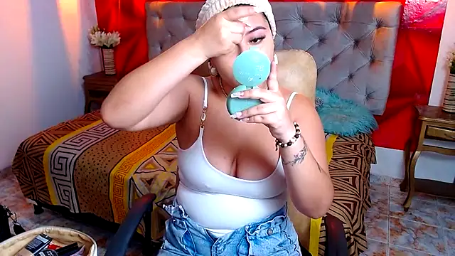 IsabellaaSweet online show from 10/04/25, 12:50