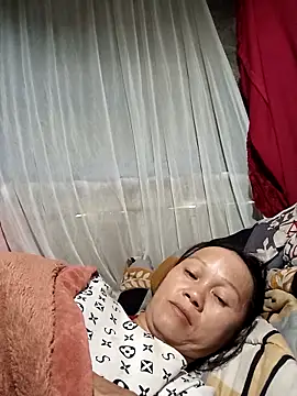 Snapshot of MaiHoa69 chatting on 10/20/25, 07:09 MaiHoa69 online show from 10/20/25, 07:09