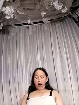 MaiHoa69 online show from 09/15/25, 02:28