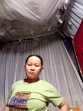 Snapshot of MaiHoa69 chatting on 11/07/25, 07:18 MaiHoa69 online show from 11/07/25, 07:18