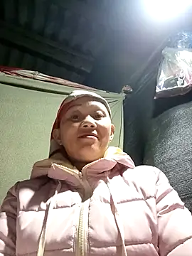 Snapshot of MaiHoa69 chatting on 12/04/25, 02:38 MaiHoa69 online show from 12/04/25, 02:38