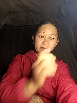 Snapshot of MaiHoa69 chatting on 11/24/25, 08:09 MaiHoa69 online show from 11/24/25, 08:09