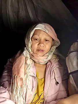 MaiHoa69 online show from 12/22/25, 12:55