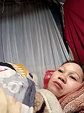 Snapshot of MaiHoa69 chatting on 11/04/25, 06:33 MaiHoa69 online show from 11/04/25, 06:33