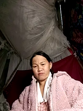 MaiHoa69 online show from 02/18/26, 01:14