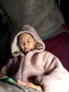 MaiHoa69 online show from 03/12/26, 06:28