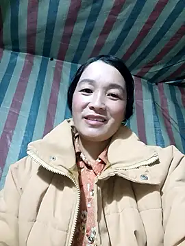 Bliss rose online show from 11/06/25, 03:21