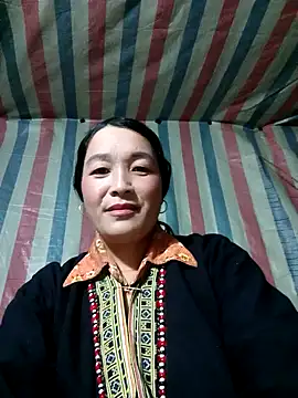 Bliss rose online show from 11/07/25, 07:57