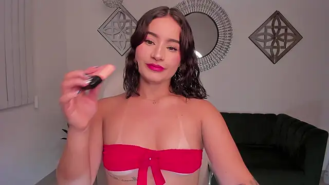 Saskia litt online show from 11/14/25, 02:37