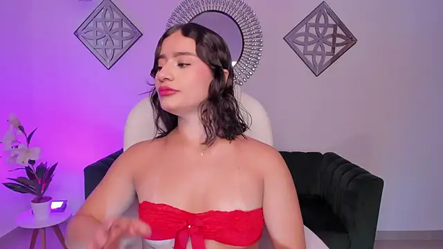 Saskia litt online show from 09/30/25, 04:07