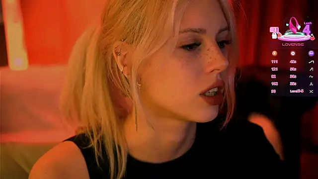 Nelly Carroll online show from 09/18/25, 11:08