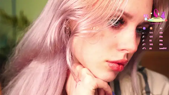 Nelly Carroll online show from 09/10/25, 06:18