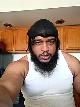 Snapshot of Longthickdick33 chatting on 02/24/26, 02:29 Longthickdick33 online show from 02/24/26, 02:29