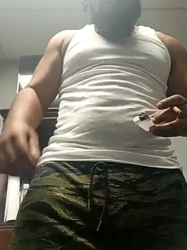 Snapshot of Longthickdick33 chatting on 11/23/25, 06:34 Longthickdick33 online show from 11/23/25, 06:34