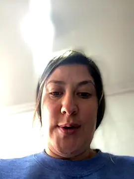 Abby-LS online show from 11/07/25, 01:37