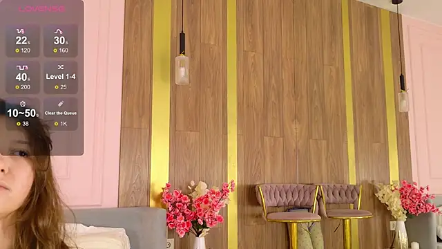 Snapshot of MilaLavson chatting on 11/09/25, 05:11 MilaLavson online show from 11/09/25, 05:11