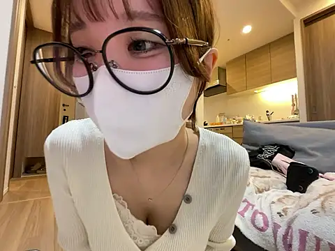 Snapshot of nano-da-u chatting on 06/04/26, 10:36 nano-da-u online show from 06/04/26, 10:36