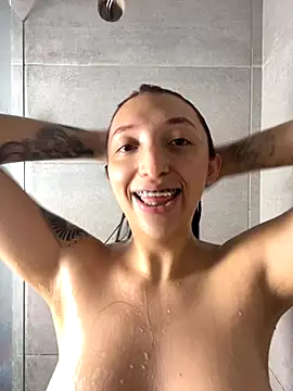 Paulina-Wells online show from 11/09/25, 08:57