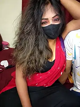 Hotbhabi305 online show from 01/14/26, 06:00