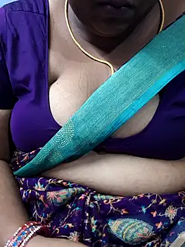 TAMIL ELAKKIYA online show from 09/29/25, 10:04