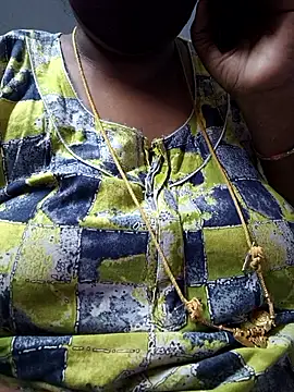 TAMIL ELAKKIYA online show from 02/17/26, 04:10