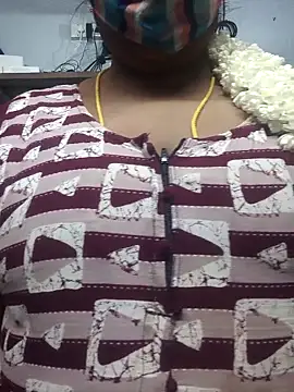 TAMIL ELAKKIYA online show from 05/05/26, 04:32