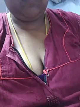 TAMIL ELAKKIYA online show from 06/11/26, 12:32