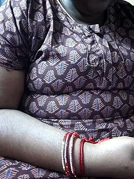 TAMIL ELAKKIYA online show from 11/07/25, 04:39