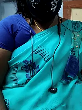 TAMIL ELAKKIYA online show from 09/18/25, 07:33