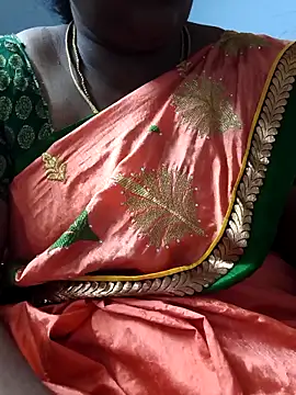 TAMIL ELAKKIYA online show from 11/29/25, 08:25