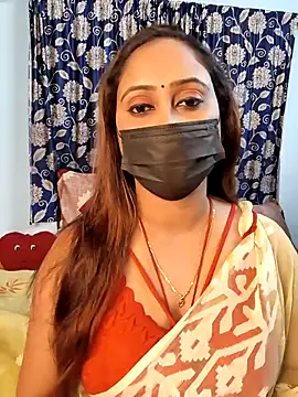 Snapshot of Cute-lusi chatting on 11/05/25, 07:39 Cute-lusi online show from 11/05/25, 07:39