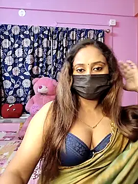 Snapshot of Cute-lusi chatting on 04/26/26, 07:11 Cute-lusi online show from 04/26/26, 07:11