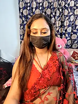 Snapshot of Cute-lusi chatting on 11/30/25, 07:47 Cute-lusi online show from 11/30/25, 07:47