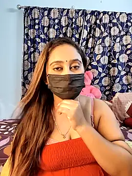 Snapshot of Cute-lusi chatting on 10/28/25, 07:02 Cute-lusi online show from 10/28/25, 07:02