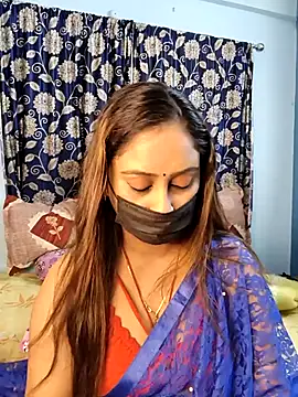 Snapshot of Cute-lusi chatting on 11/03/25, 08:01 Cute-lusi online show from 11/03/25, 08:01