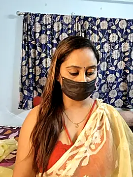 Snapshot of Cute-lusi chatting on 10/23/25, 10:19 Cute-lusi online show from 10/23/25, 10:19