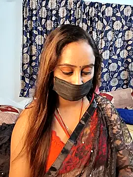 Snapshot of Cute-lusi chatting on 11/08/25, 07:39 Cute-lusi online show from 11/08/25, 07:39