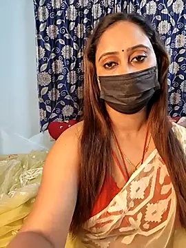 Snapshot of Cute-lusi chatting on 11/14/25, 07:06 Cute-lusi online show from 11/14/25, 07:06