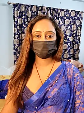 Snapshot of Cute-lusi chatting on 11/13/25, 07:07 Cute-lusi online show from 11/13/25, 07:07