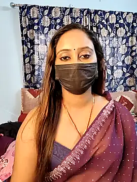 Snapshot of Cute-lusi chatting on 11/22/25, 11:09 Cute-lusi online show from 11/22/25, 11:09