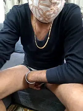 Snapshot of Delhi_Couple_BlowjobFuck chatting on 12/16/25, 04:44 Delhi Couple BlowjobFuck online show from 12/16/25, 04:44