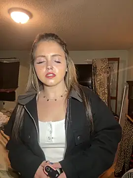 JuicyExxxperience online show from 10/23/25, 10:03