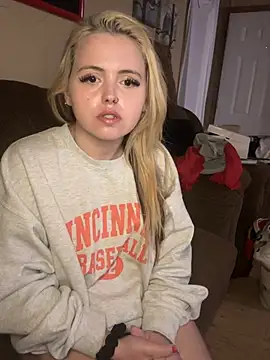 JuicyExxxperience online show from 02/21/26, 01:46