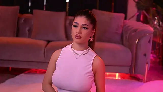 BellaNoirre online show from 02/27/26, 06:30